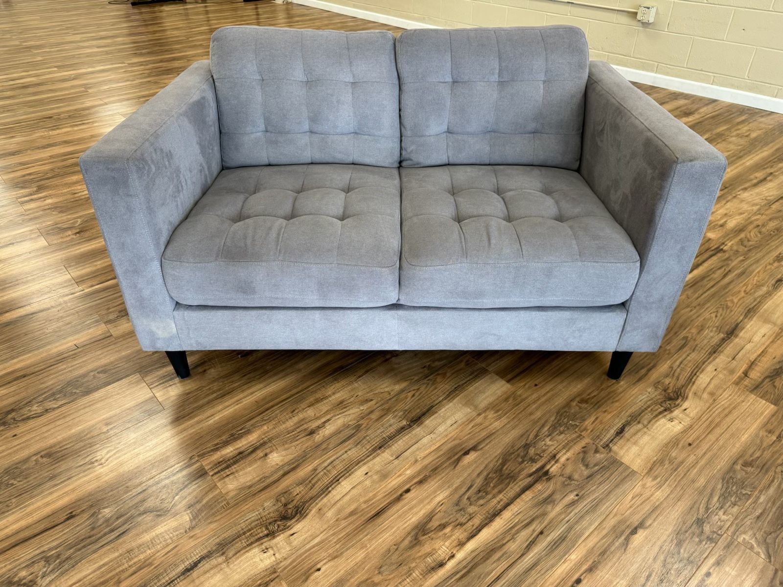 Sofa Set Must Sell