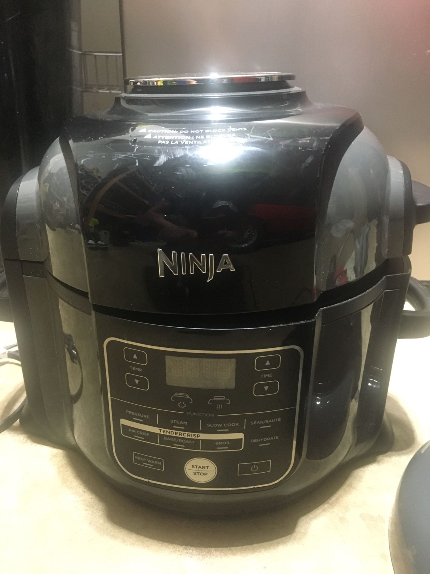 Ninja Pressure Cooker Air Fryer Crockpot