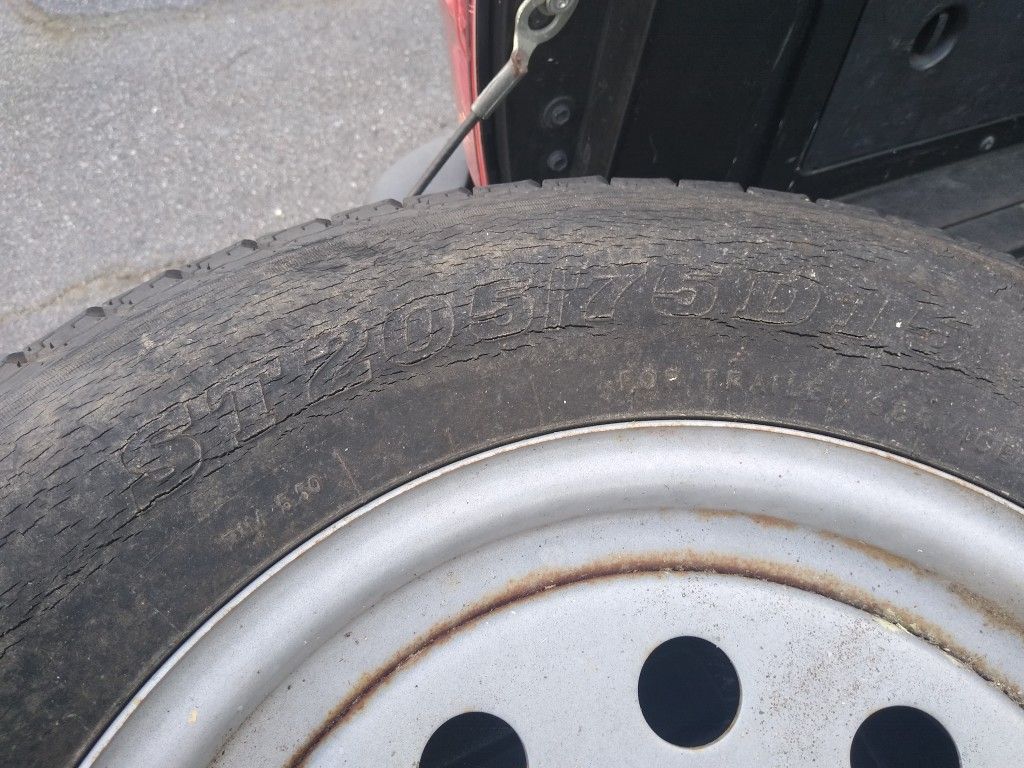Trailer Tires ST 205/75D15