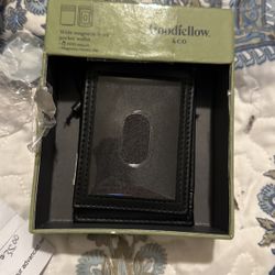 New Goodfellow Wide Magnetic Front Pocket Wallet