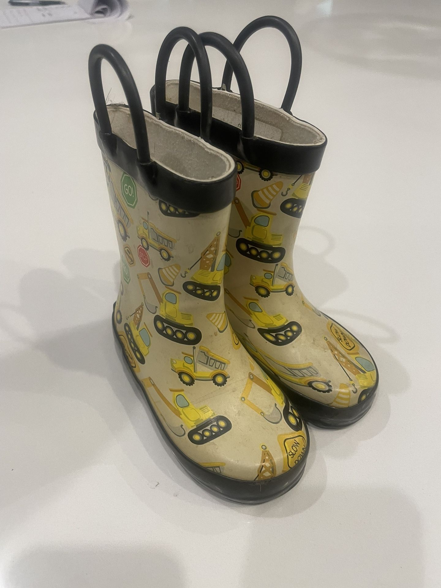 Mucky Wear Boys Construction Theme Rain Water Boots, Size 5T