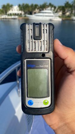 Dräger X-am 2500 Multi-Gas Detector w/ Charger Dock - Lightly Used on Yacht