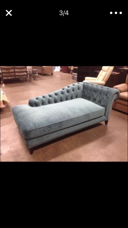 Chaise lounge brand new