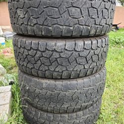 Toyo Tires 285/70r17