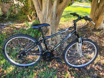 Clean 26 inch wheel 21 speed bike raliegh talus