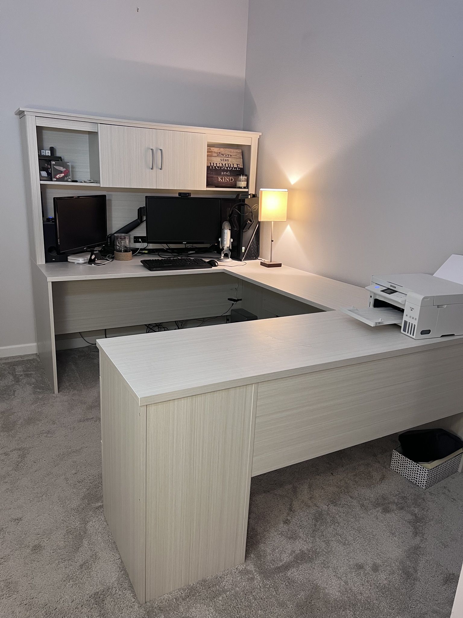 U or L - Shaped Executive Desk For Sale + Free Gaming Desk Chair