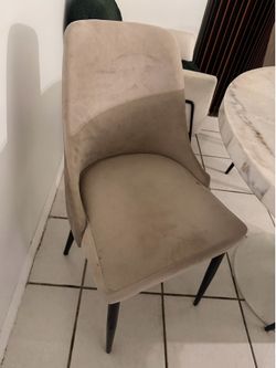 Marble table with 4 suede seats