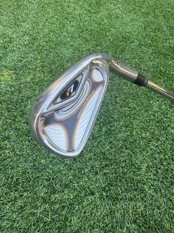 Taylormade R7 4 iron men’s right handed golf club