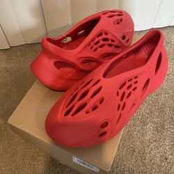Adidas Yeezy Foam Rnnr Vermillion
