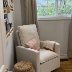 BabyLetto Swivel/ Rocker Chair  