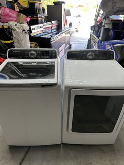 Samsung Washer And Gas Dryer Set