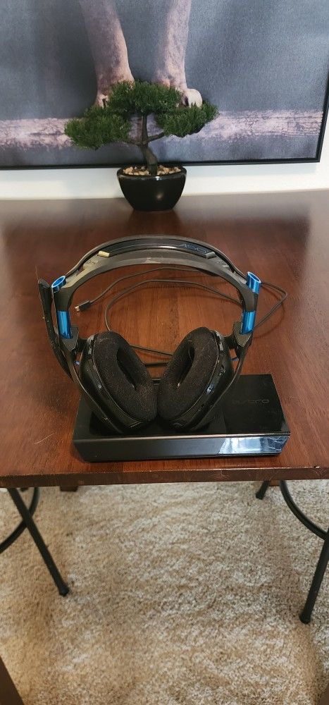 Astro A50 Wireless Headphones With Dock