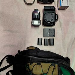 Canon 7d w/ Lens, Batteries, Memory Cards etc