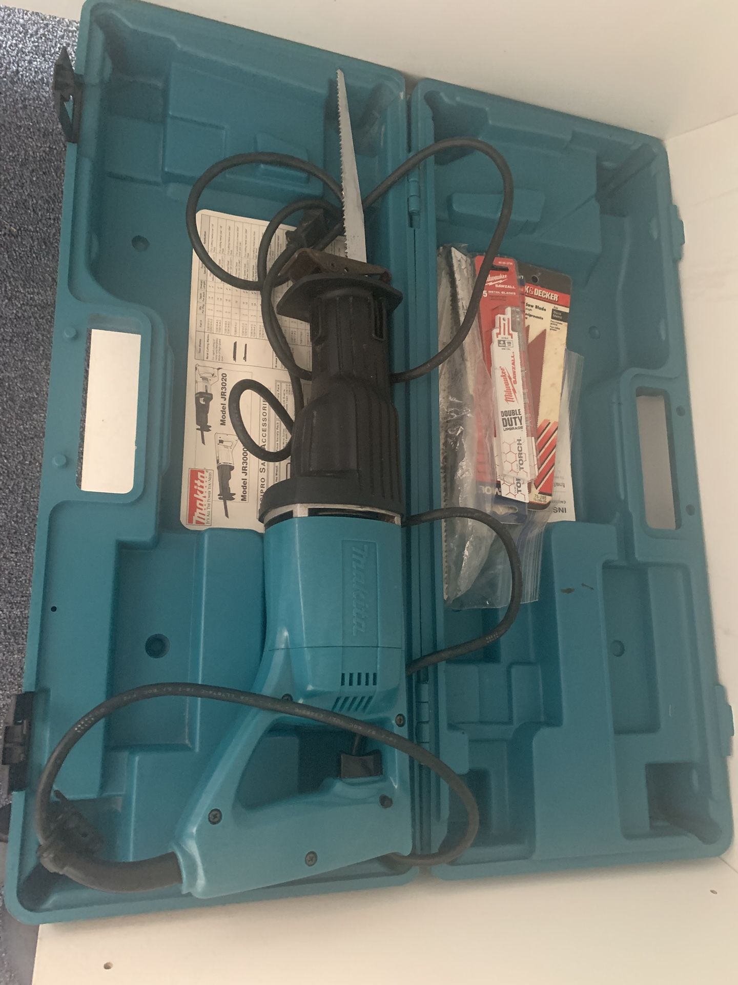 MAKITA JR 3000V RECIPROCATING SAW