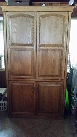 Entertainment center