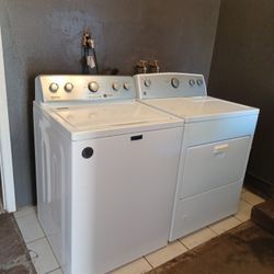 Maytag Washer And Kenmore Gas Dryer 