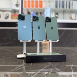 iPhone 13 Pro Max (Alpine Green) (Take It Home In Payments/ llévatelo a casa en pagos) Only $10 Down 