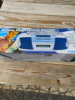 Curtis RC529 Portable AM/FM Radio Cassette Recorder