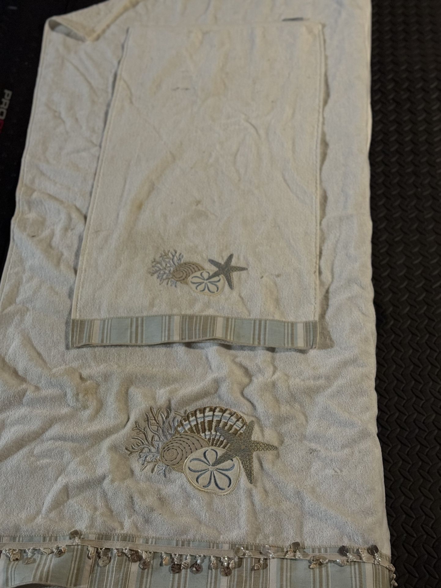 Decorative Beach Towel Set