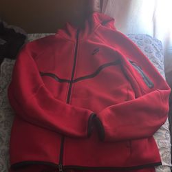 Nike Tech Brand New Worn Once.