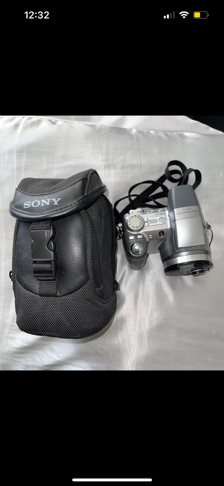 Sony Cyber-shot DSC-H2 6.0MP Digital Camera - Silver