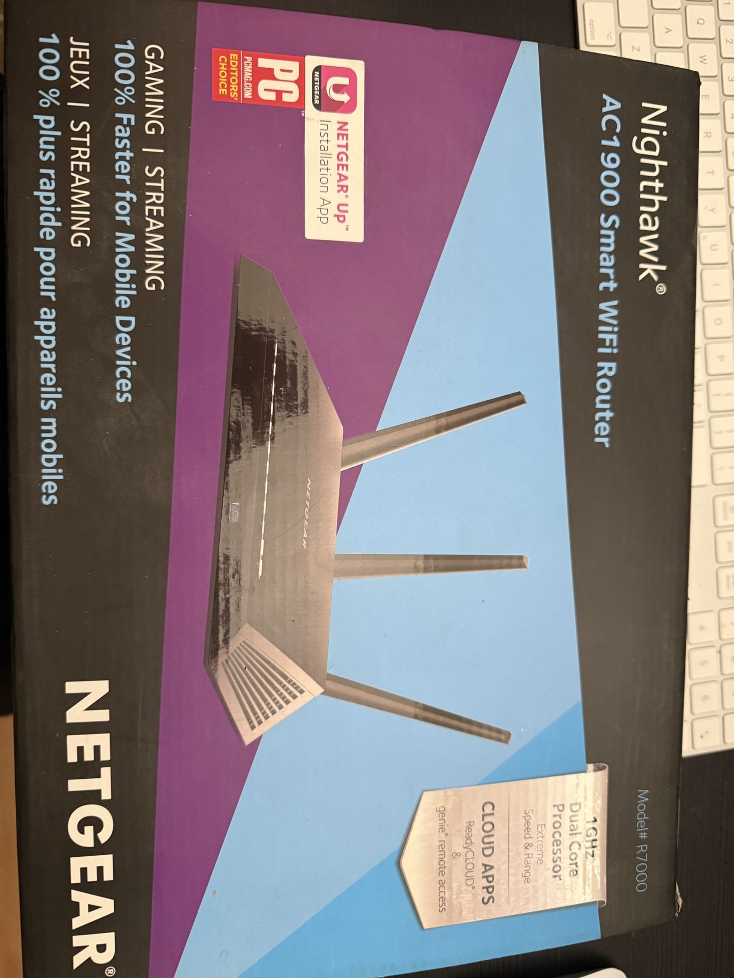 AC1900 Nighthawk Smart Wifi Router