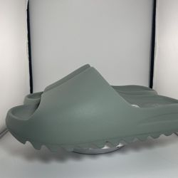 (NEW) Yeezy Slide Salt 