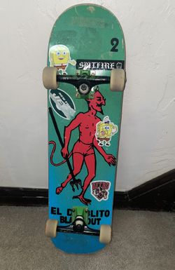 Black Out "El Diablito" Lotería Devil Skateboard Complete 8.0" Deck Red Graphic $25