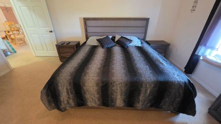 King Bedroom Set
