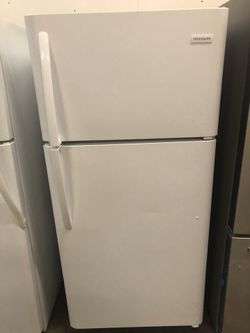 Frigidaire top and bottom