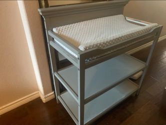 Changing table