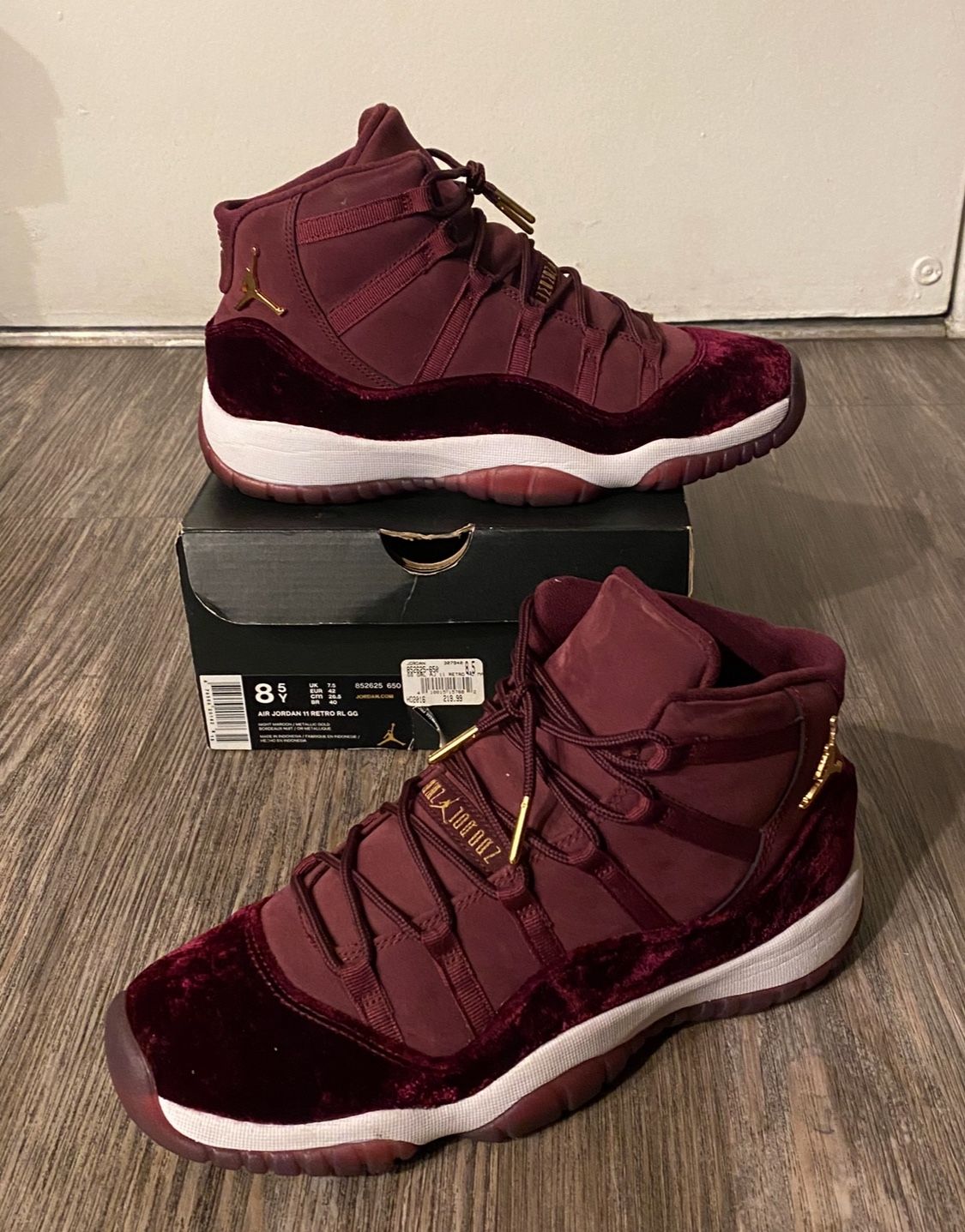 Jordan 11’s Heiress “Night Maroon”