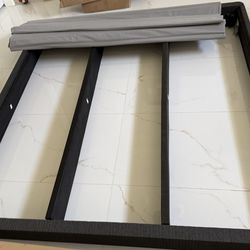 King Bed Mattress Support and Slats In Good Shape