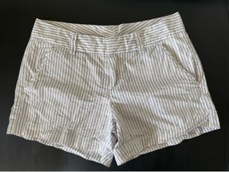 Uniqlo striped shorts Size 2
