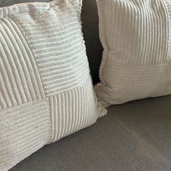 Beautiful Decor Pillows - Medium Size 