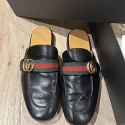 Gucci- Black Princetown GG Marmont Web Slipper Miles Size 7