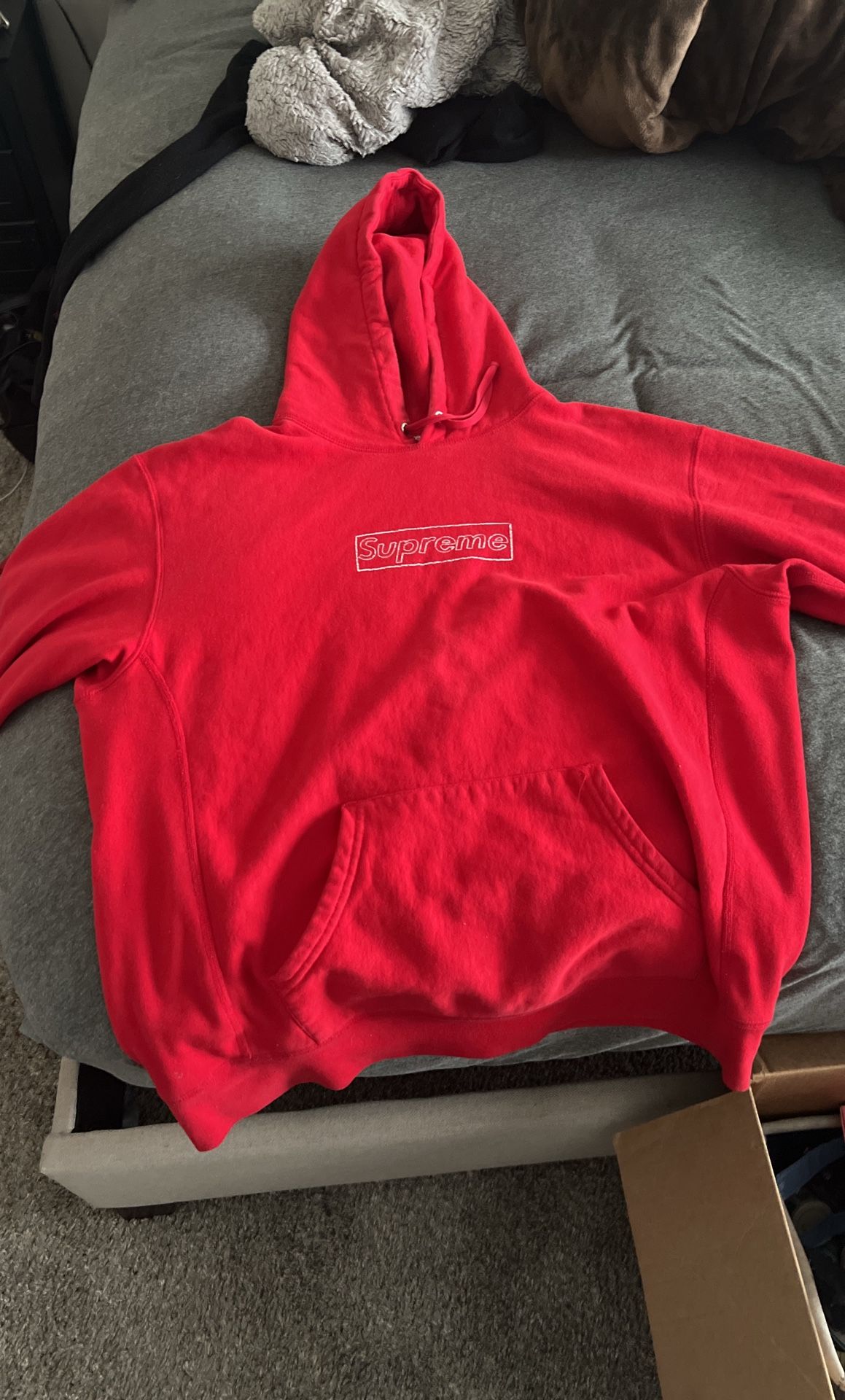 Supreme Kaws Chalk Box Logo Red SS221