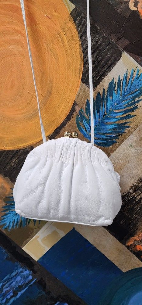 White LEATHER PURSE long Strap See Phot I s 6 × 6
