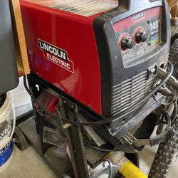 Lincoln Welder With Cart And Shields 
