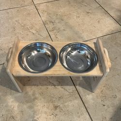 Brand New Doggy Dining Station. Adjustable Heights For A Dog Or Cat. Too Small For My Dog.