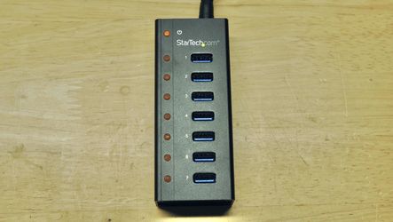 Powered USB-A 8-port Hub