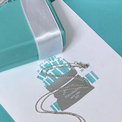 Tiffany & Co. Elsa Peretti Alphabet Letter F Pendant in Silver 16” NEW $450