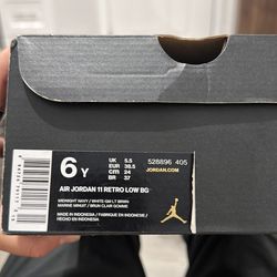 Jordan 11 Retro Low Midnight Navy (GS)