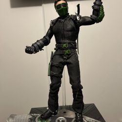 Hot Toys Harry Osborn Spider-Man 