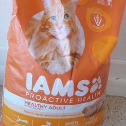 Unopened 16.5 lb. Bag IAMS Cat Food 