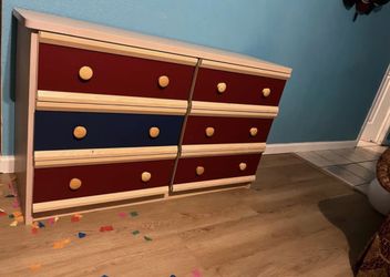 Dresser