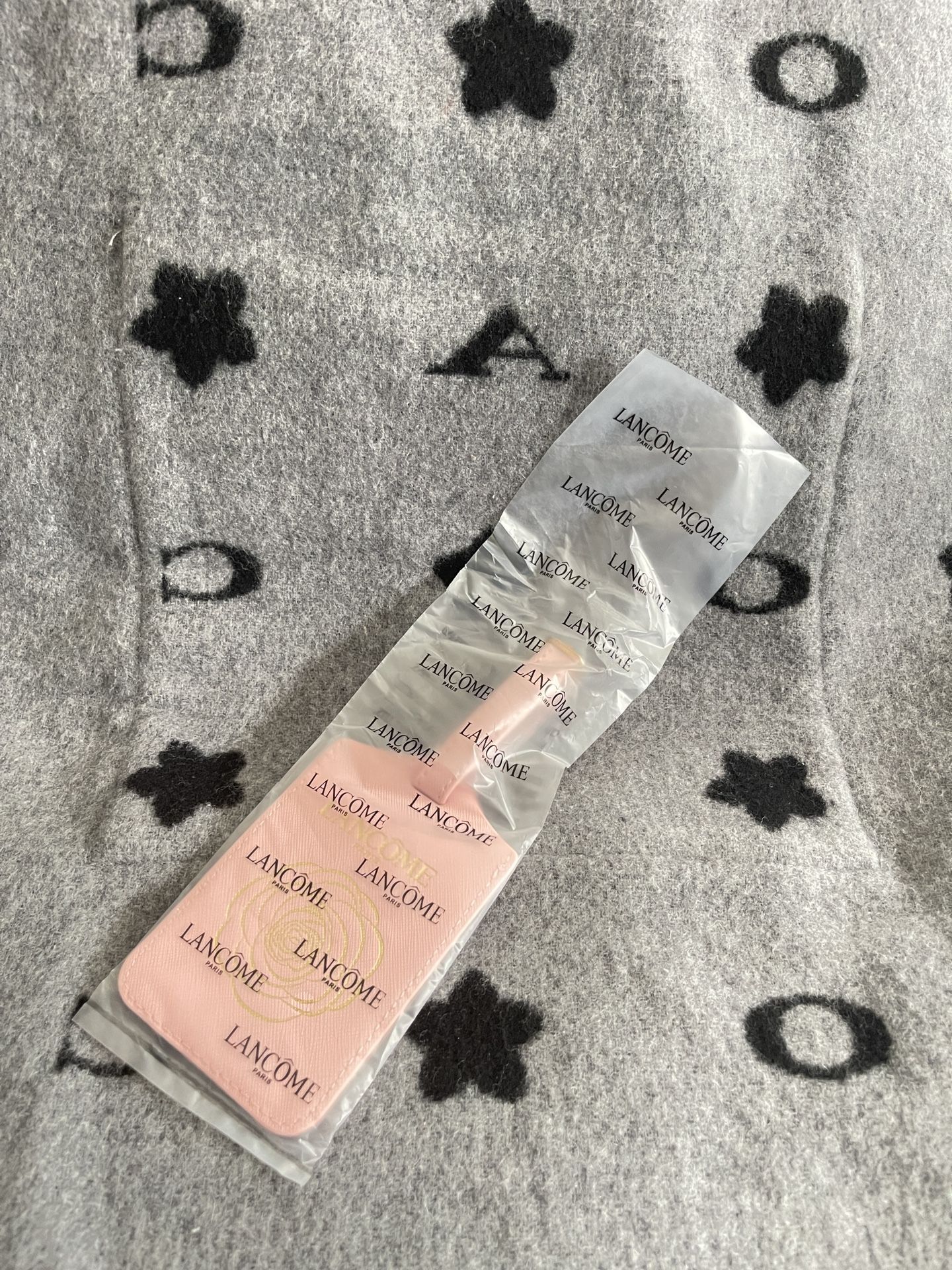 Lancôme luggage tag