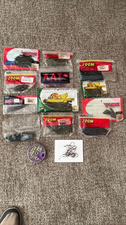 Fishing Worms Hooks & Weighs
