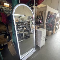 LED MIRROR - 32” x 71” Full Length Dimmable LED Arch Light Up Mirror With Stand 