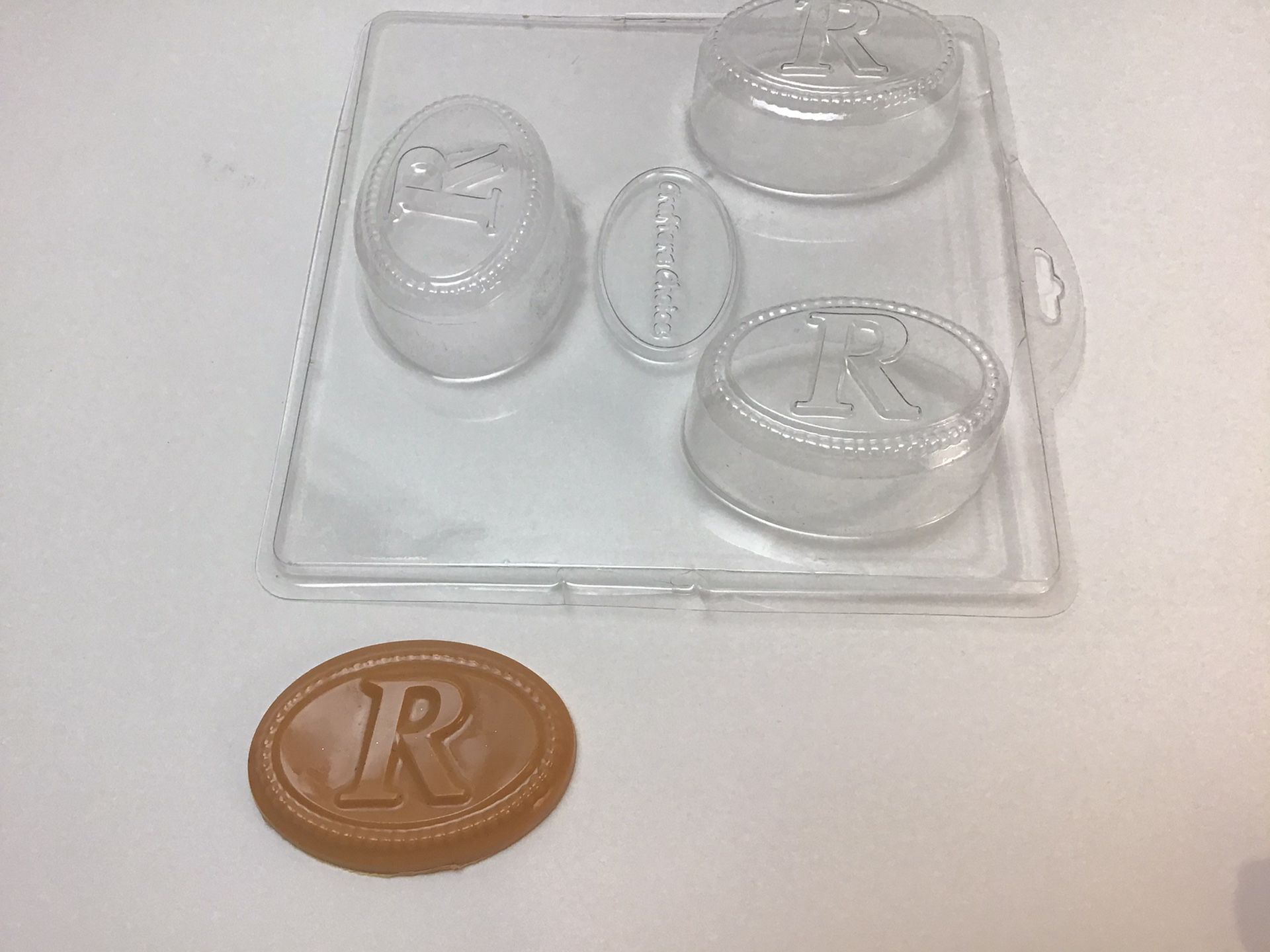 R craft mold